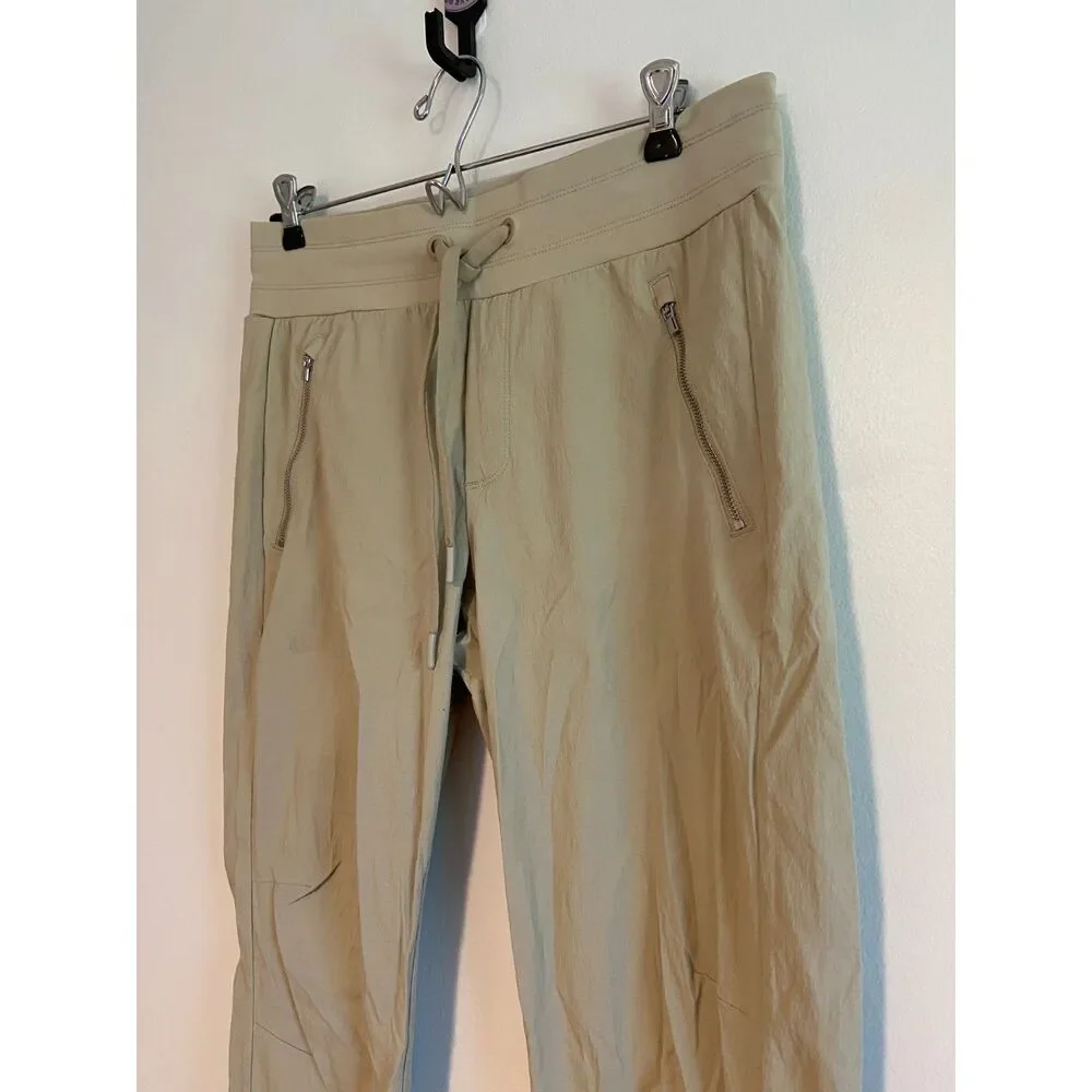 ATHLETA Trekkie North Jogger Pants Cream Tan Sand Size 6P PETITE